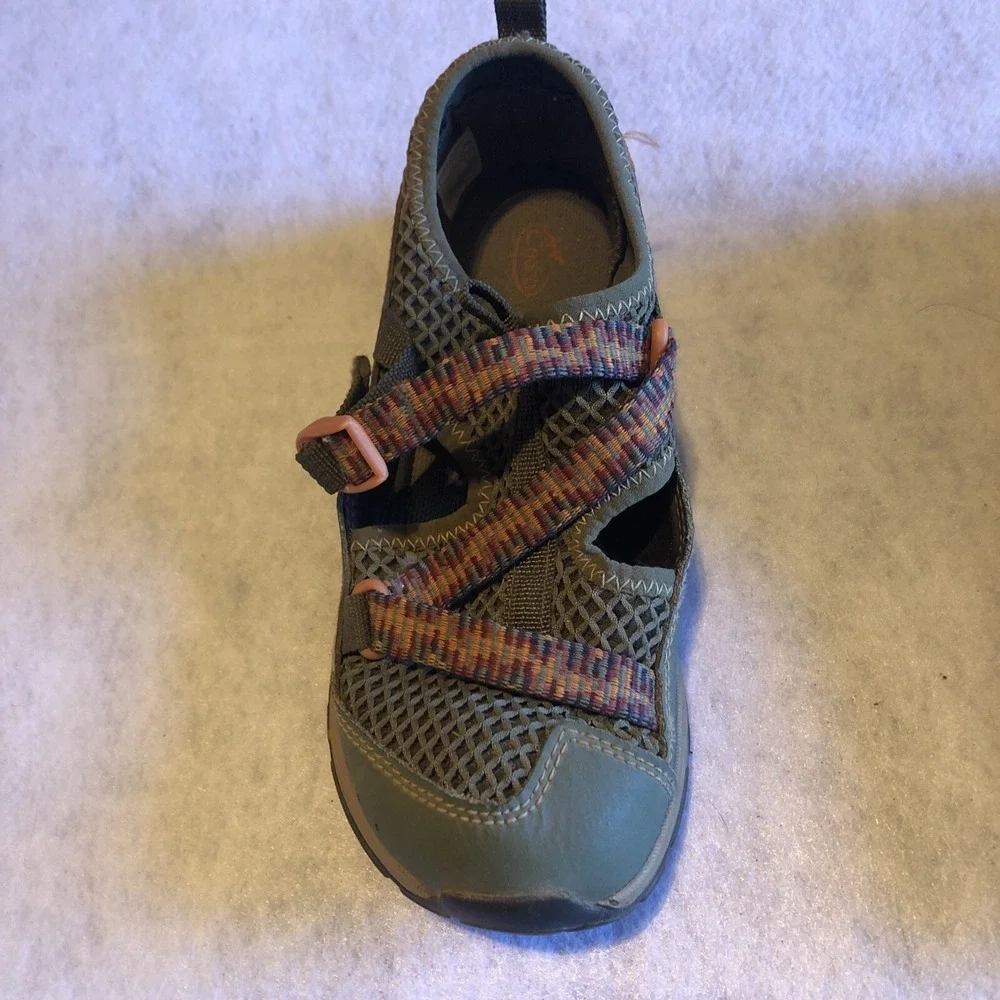 Chacos Youth Size 2 Hiking Sandal Shoes Green With Orange Straps Chaco Tread‎
